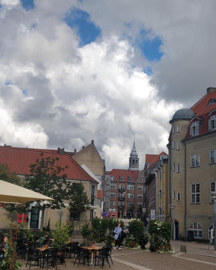 Apartment In The Heart Of Ålborg Eksteriør bilde